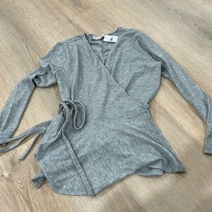 NEW Loft Gray SIZE M Wrap Blouse Top Long Sleeves Women Ann Taylor